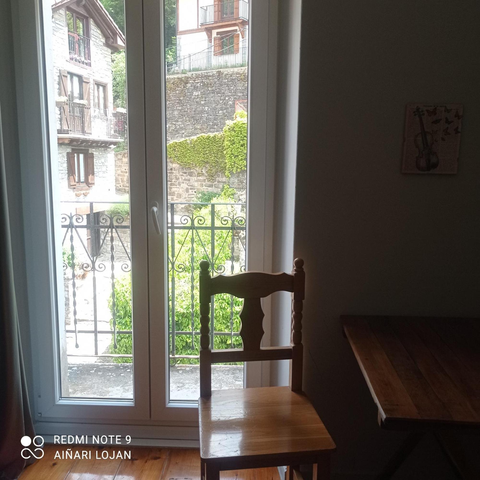 Albergue Armaia Artepea Urzainqui Екстер'єр фото